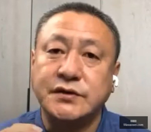 苏亚雷斯,梅西慷慨相,赠球衣,劲球体育,劲球体育平台,劲球体育App,劲球体育下载