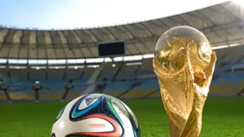 滕哈赫或告别教练生涯，助力父亲公司